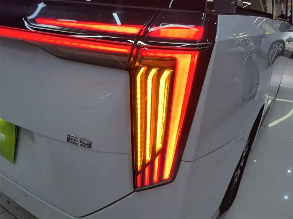 GAC Motor Trumpchi E9 — фото 3