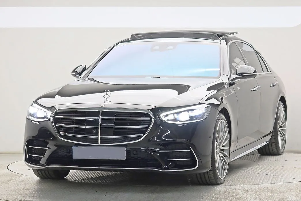 Mercedes-Benz S-Class — фото 1