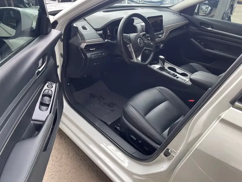 Nissan Teana 2021 из CN, фото 4