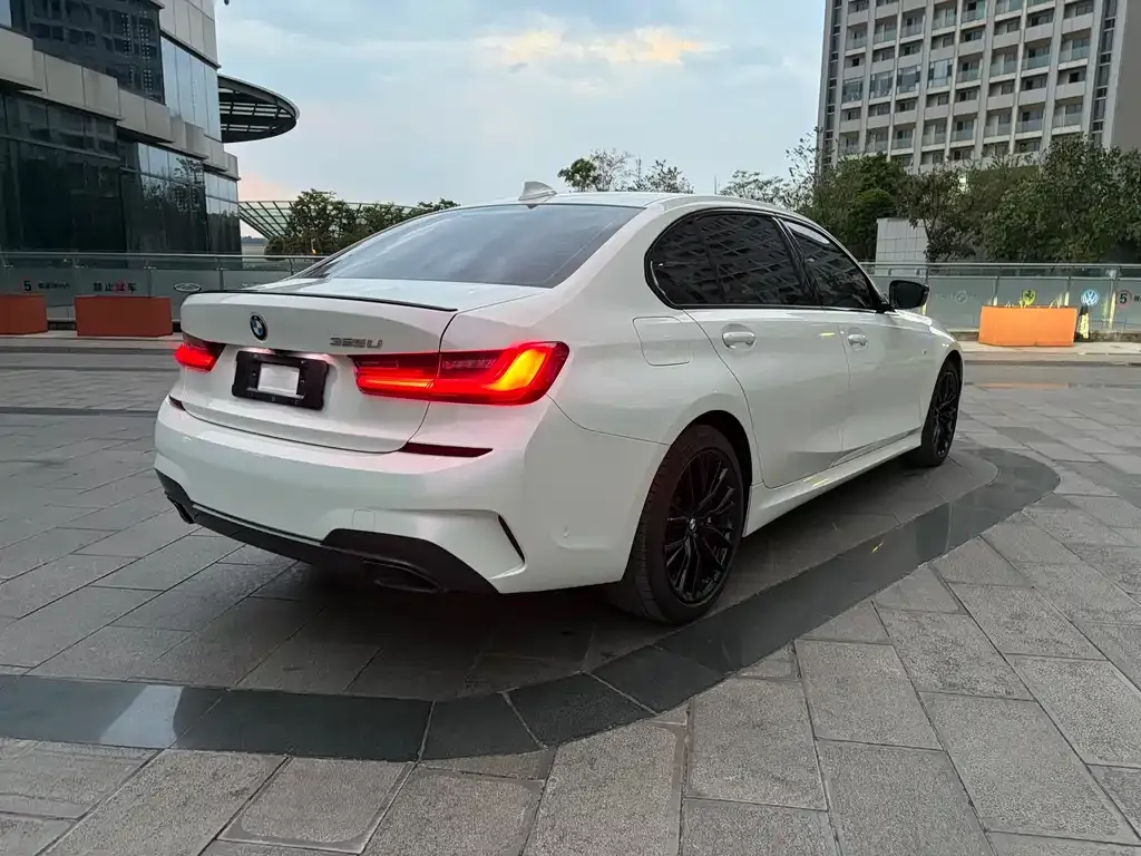 BMW 3 Series — фото 10