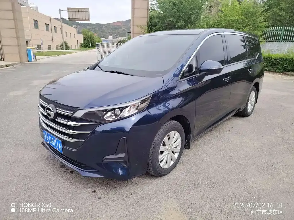 GAC Motor Trumpchi M6 — фото 1