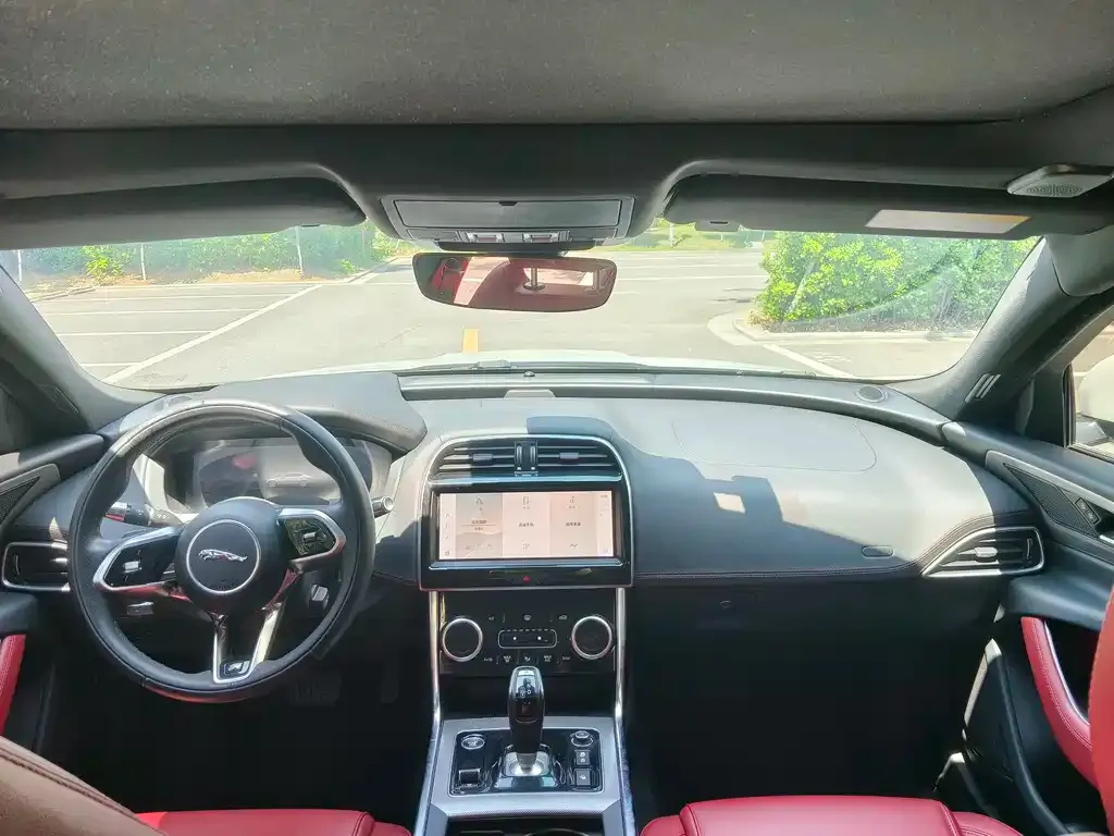 Jaguar XEL 2022 из CN, фото 7