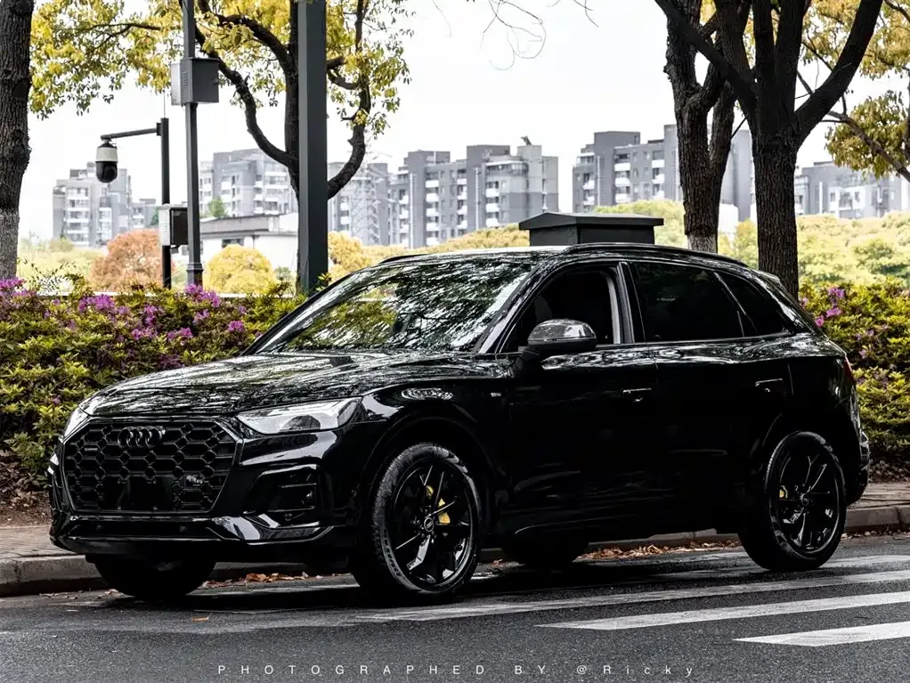 Audi Q5L 2022 из CN, фото 1