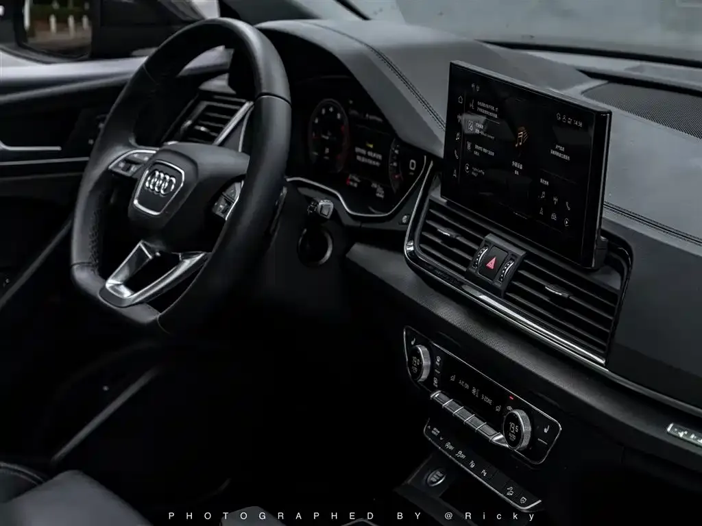 Audi Q5L 2022 из CN, фото 3