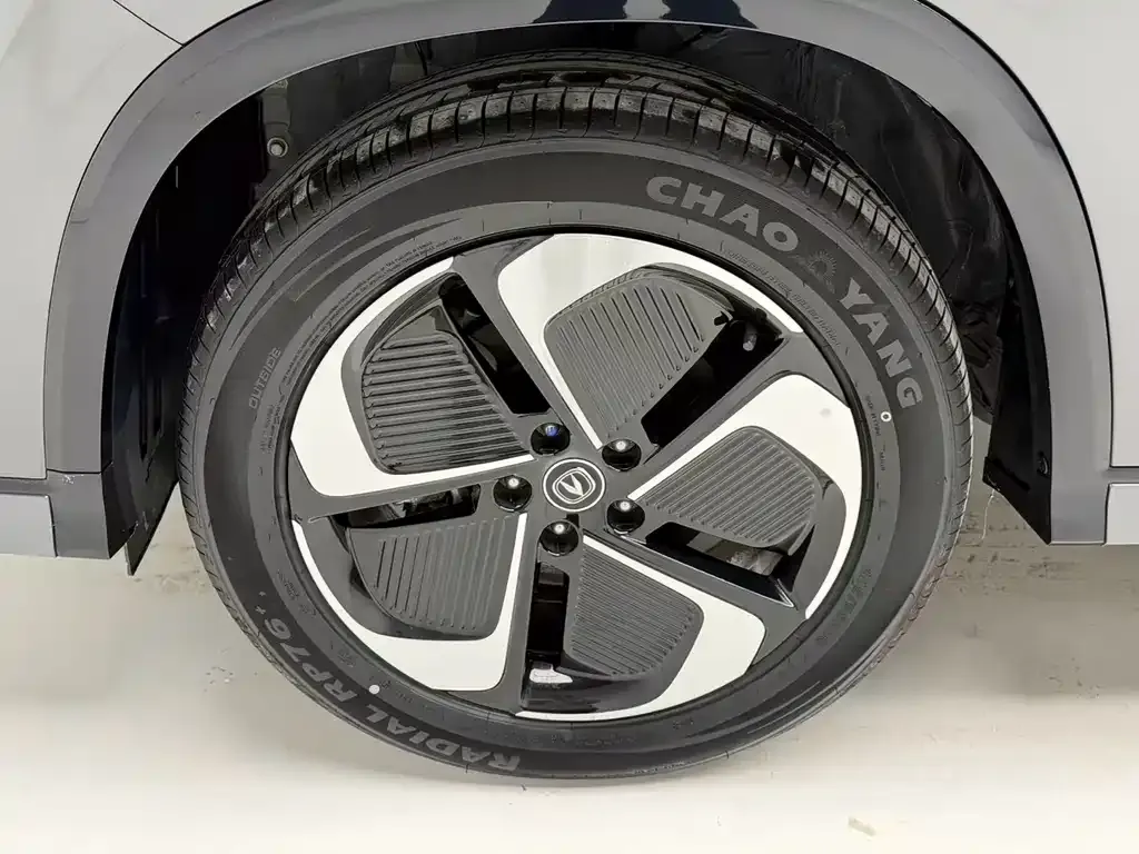 Changan CS75 PLUS iDD 2026 из CN, фото 10