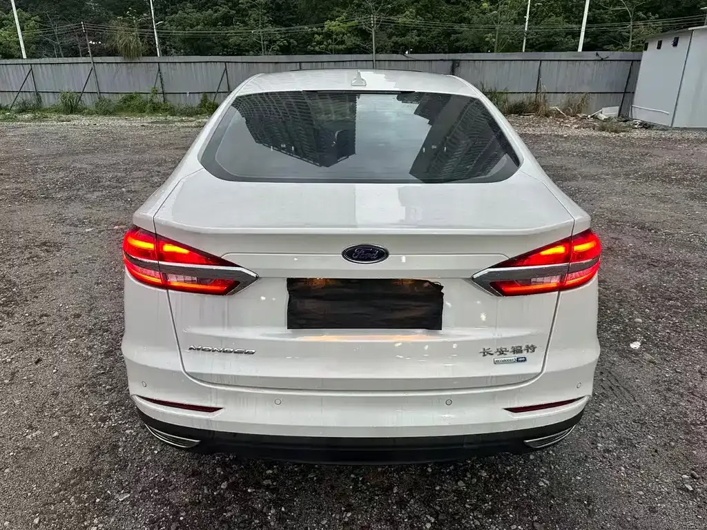 Ford Mondeo 2021 из CN, фото 10