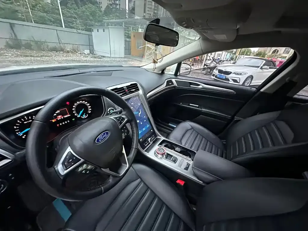 Ford Mondeo 2021 из CN, фото 7