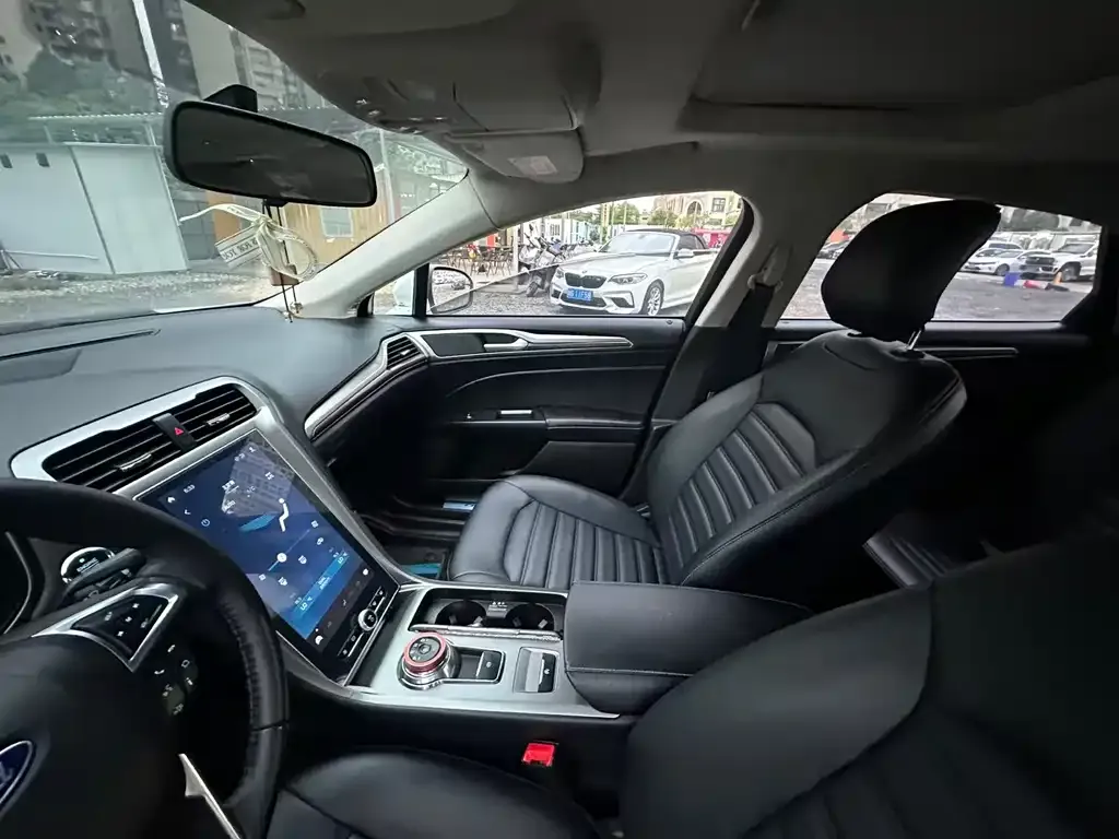 Ford Mondeo 2021 из CN, фото 5