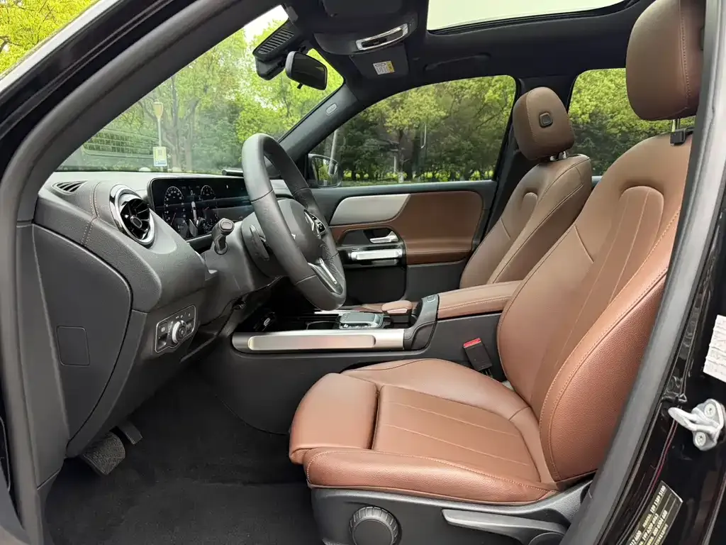 Mercedes-Benz GLB 2023 из CN, фото 4