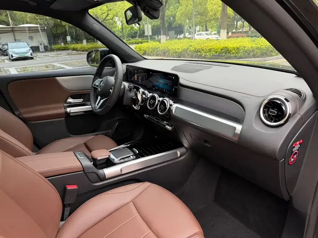 Mercedes-Benz GLB 2023 из CN, фото 5