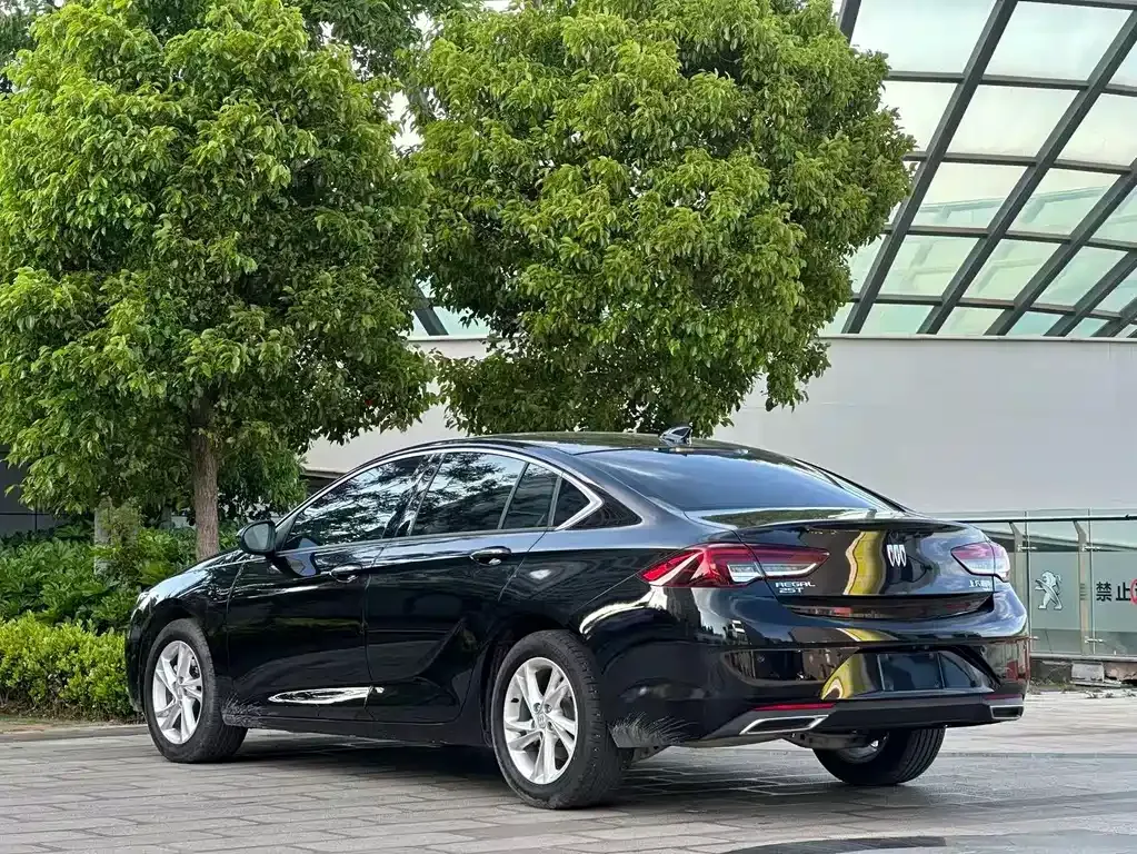 Buick Regal — фото 3