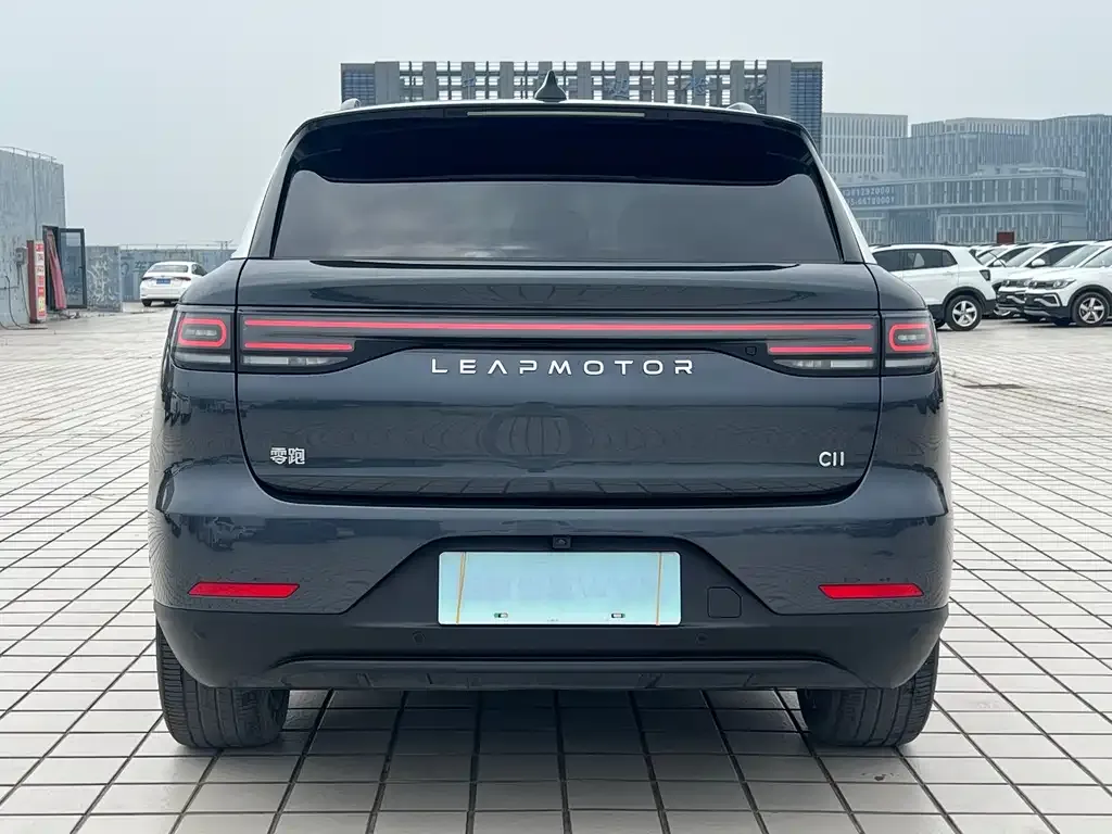 Leapmotor C11 — фото 9