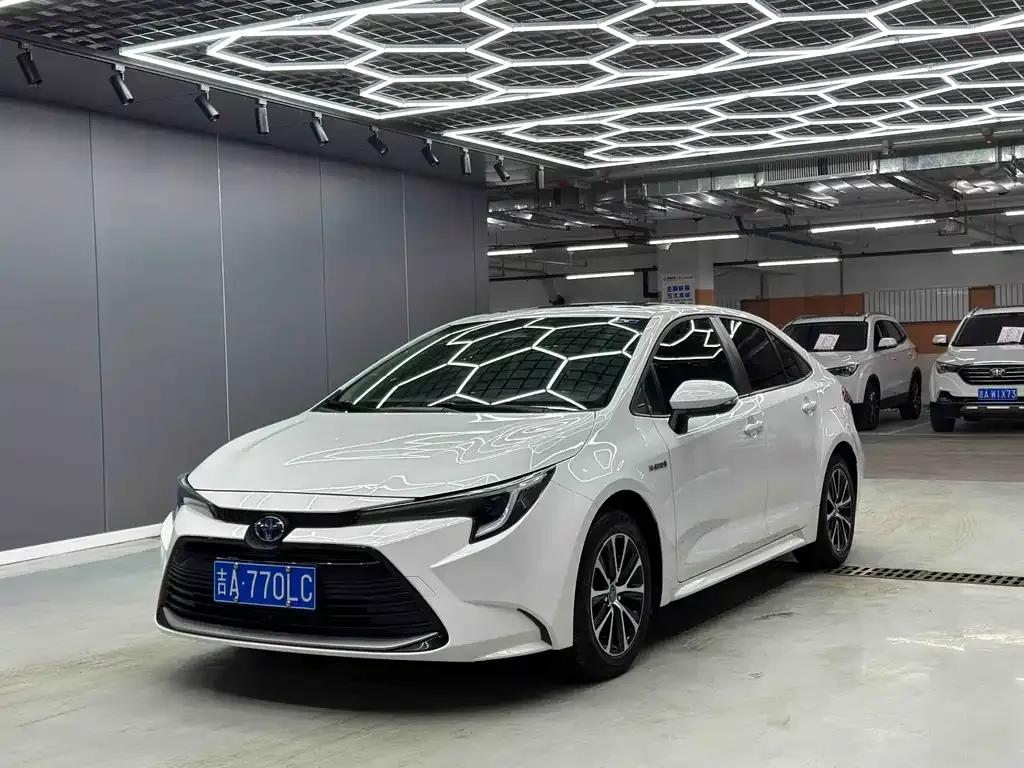 Toyota Levin — фото 1