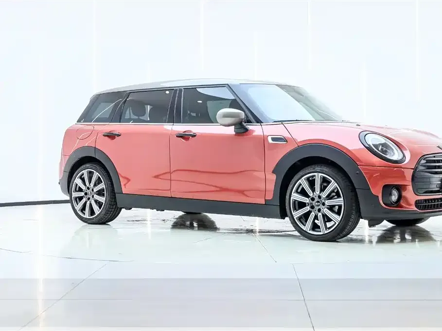 MINI Clubman — фото 10