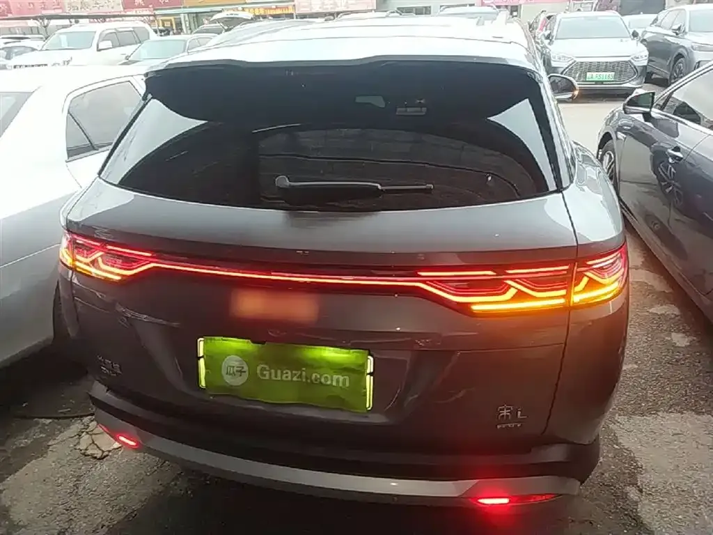 BYD L DM-i — фото 3