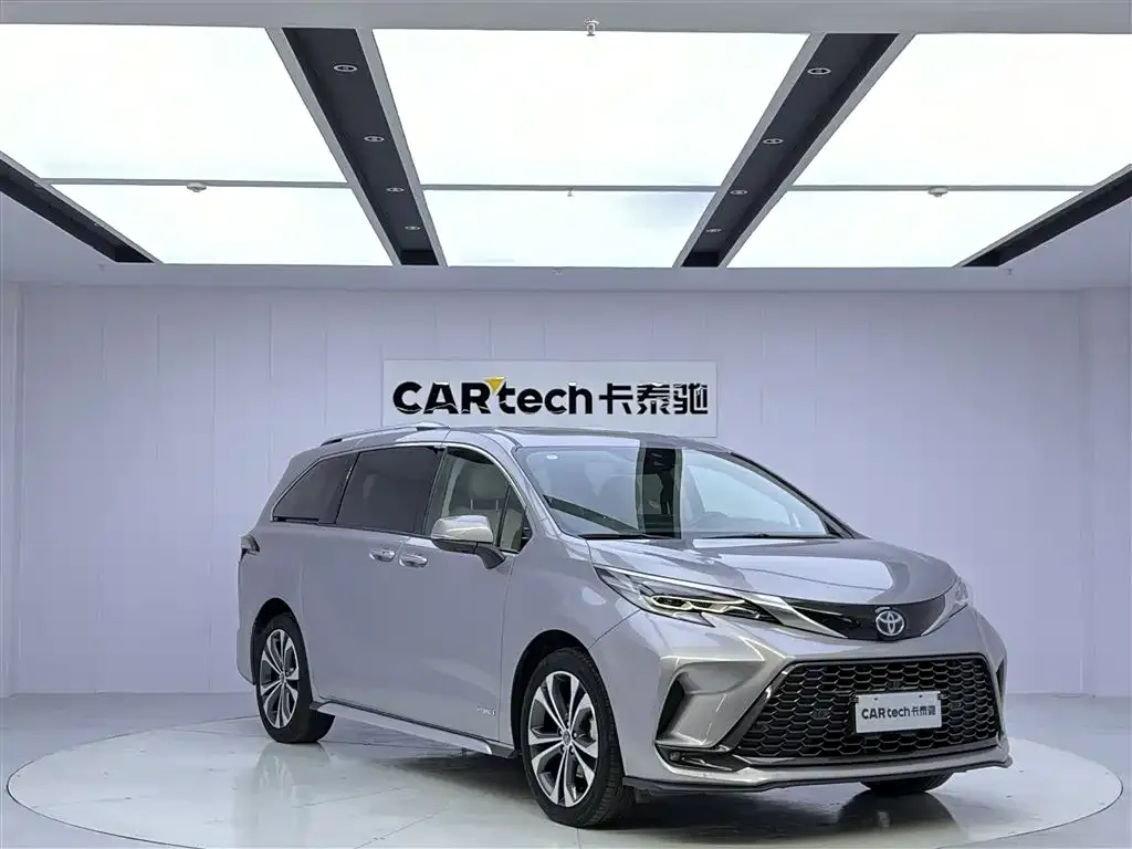 Toyota Granvia — фото 4