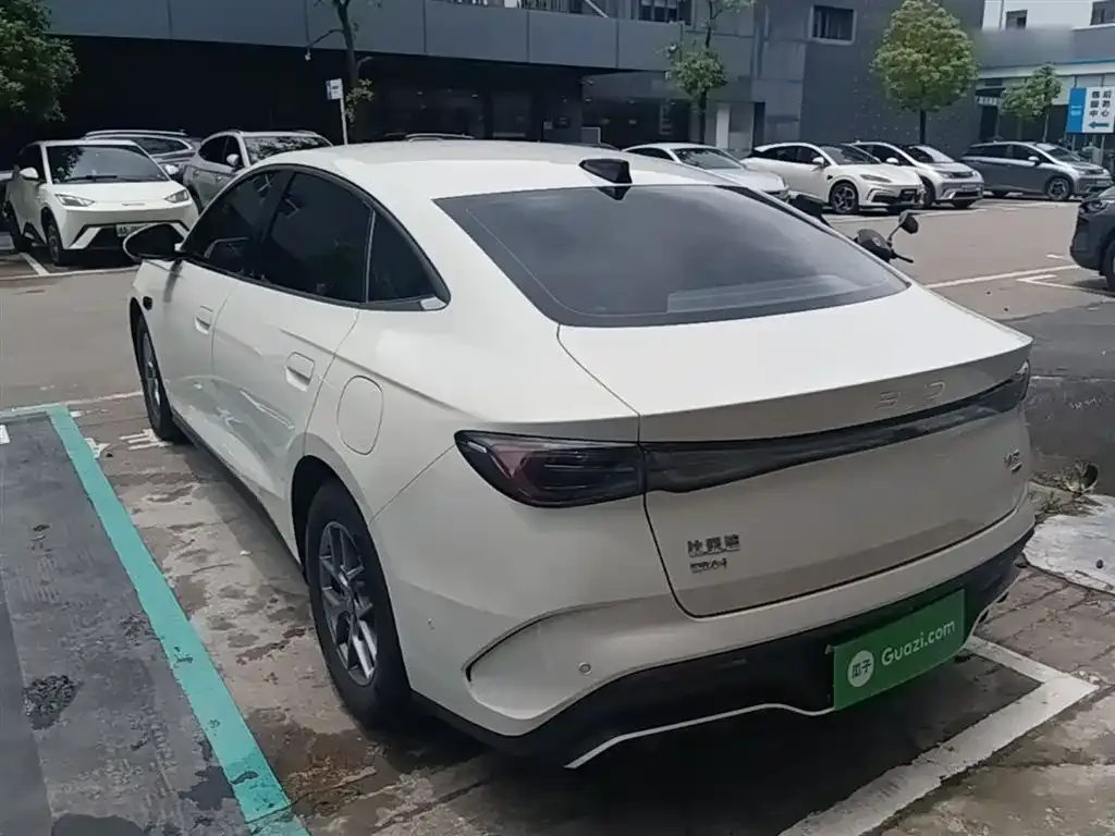 BYD Seal 06 — фото 10
