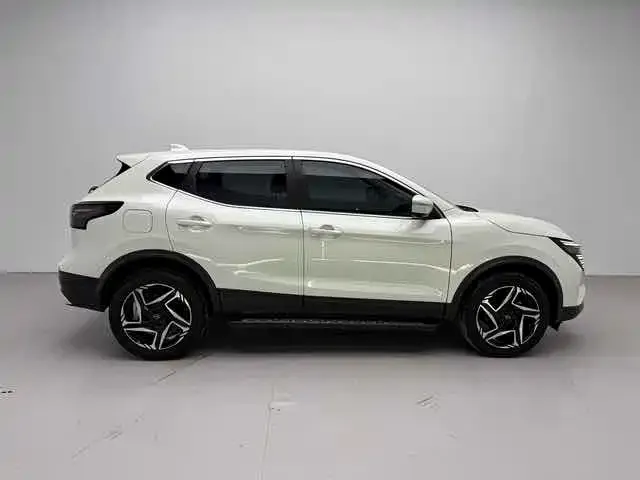 Nissan Qashqai — фото 6