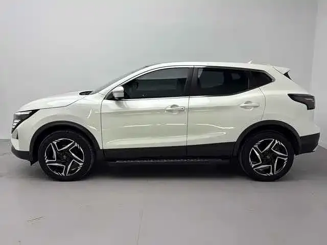 Nissan Qashqai — фото 7