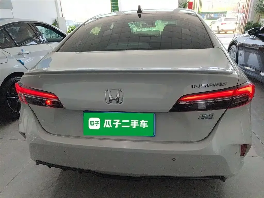 Honda Inspire — фото 9