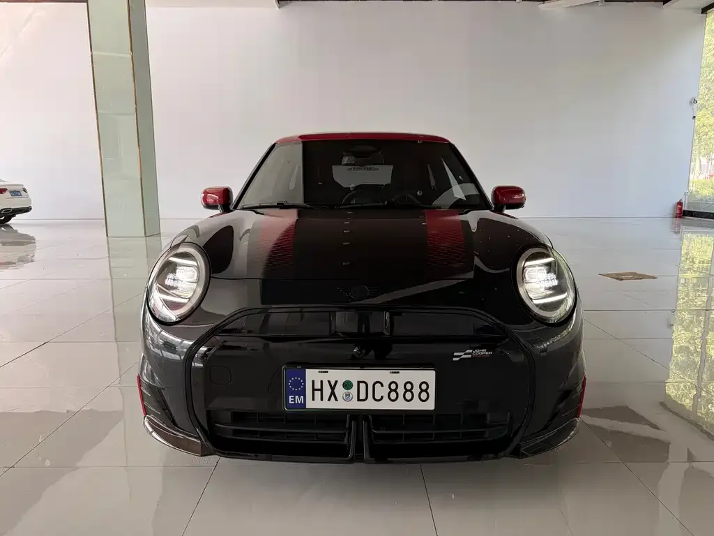 MINI JCW Electric