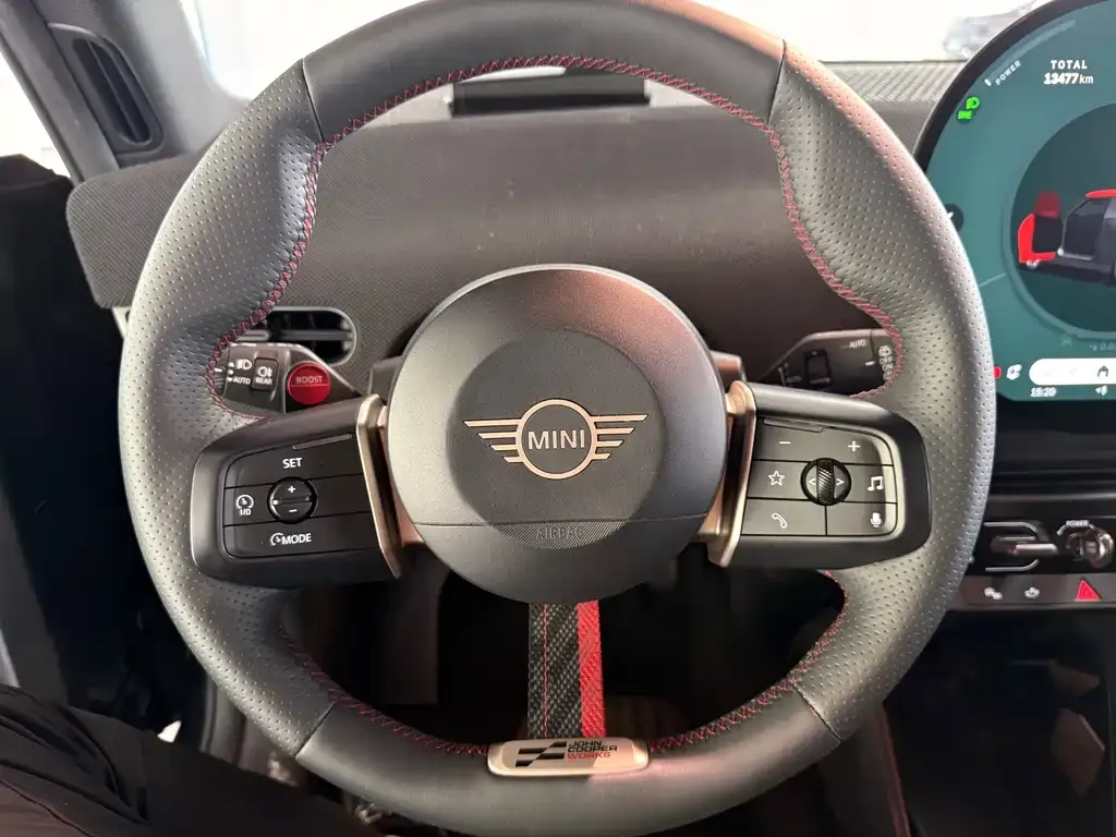 MINI JCW Electric 2025 из CN, фото 10