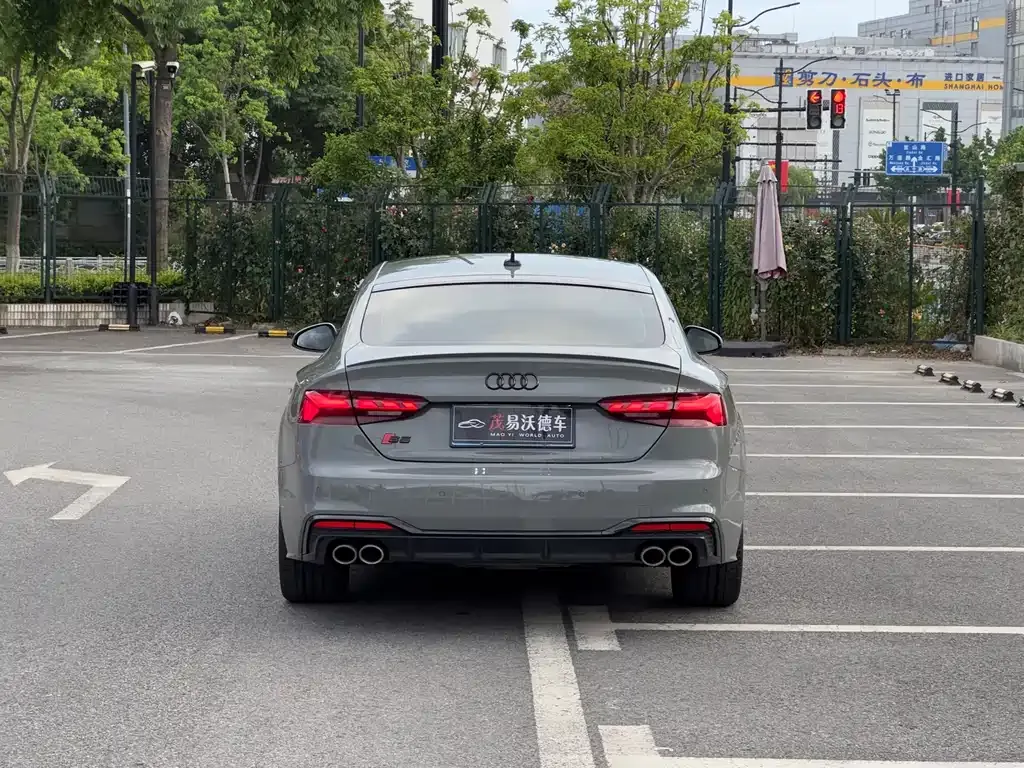 Audi S5 2023 из CN, фото 4
