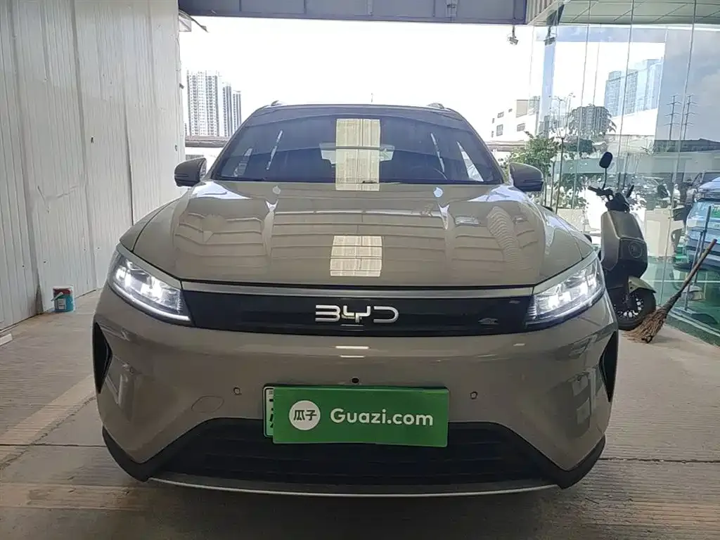 BYD Seal 05 DM-i — фото 8