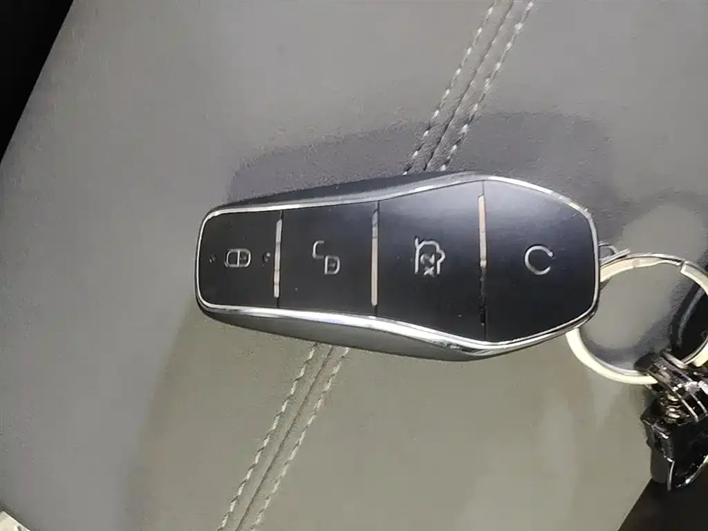 BYD Seal 05 DM-i — фото 3