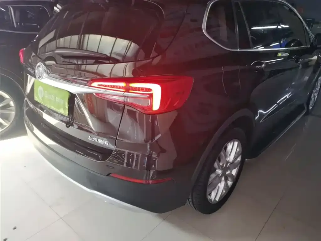 Buick Envision Plus — фото 10