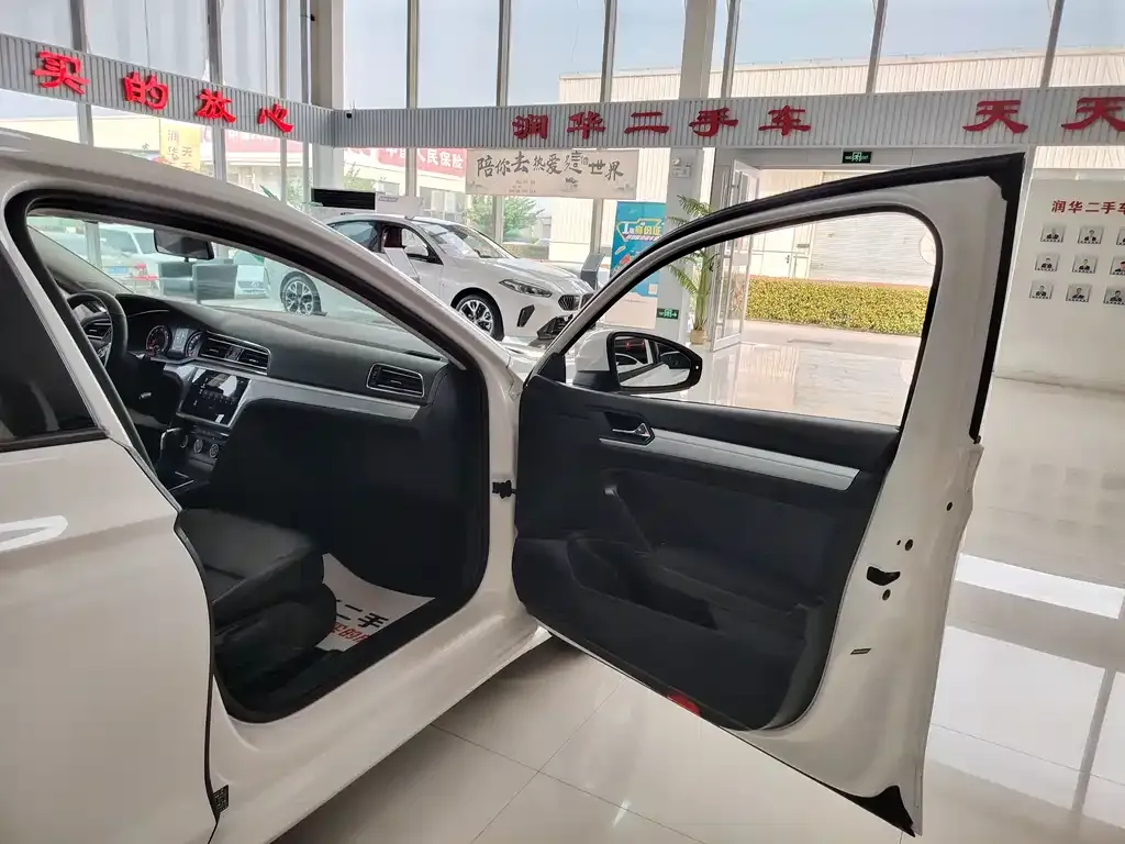 Volkswagen Lamando 2021 из CN, фото 2