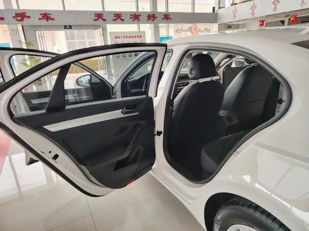 Volkswagen Lamando 2021 из CN, фото 6