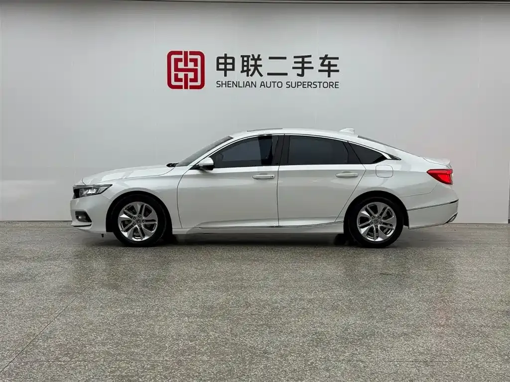 Honda Accord — фото 6