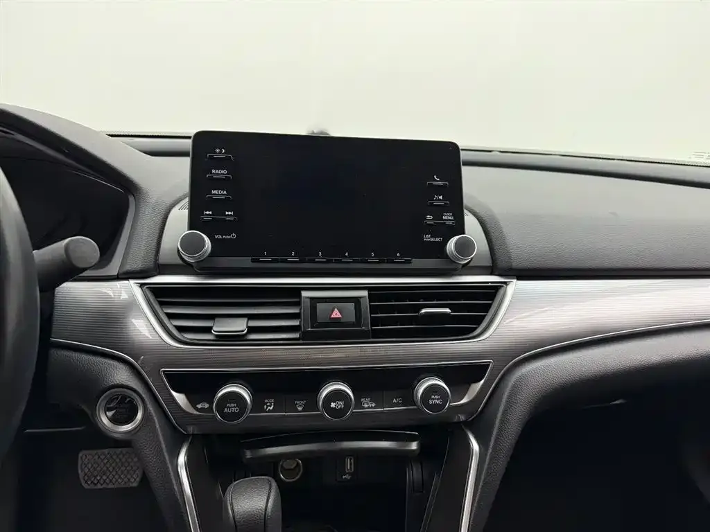 Honda Accord — фото 2
