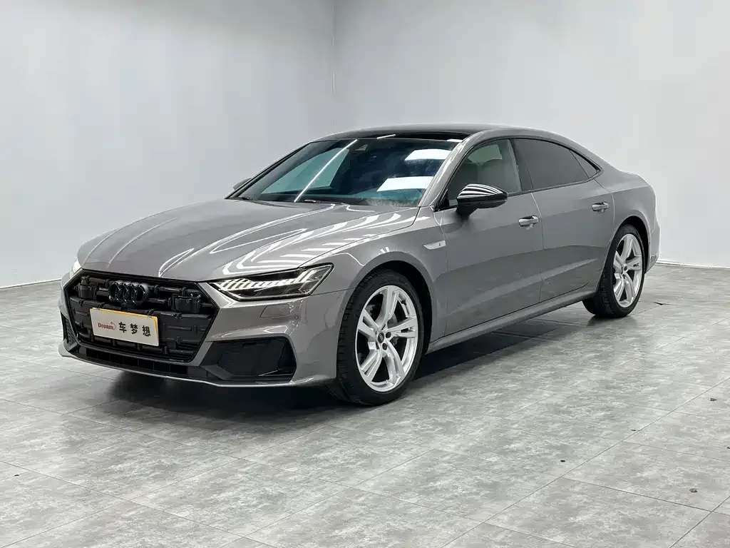 Audi A7L — фото 1