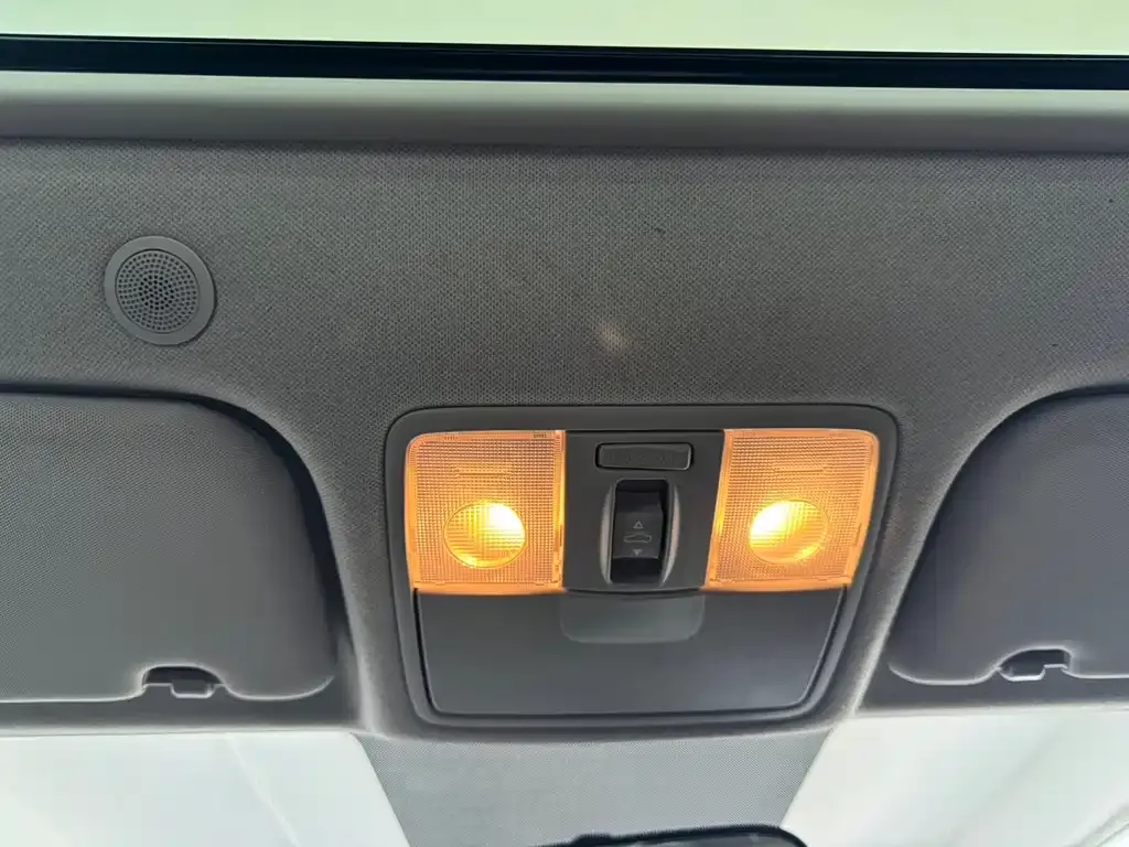 Kia KX1 2022 из CN, фото 3