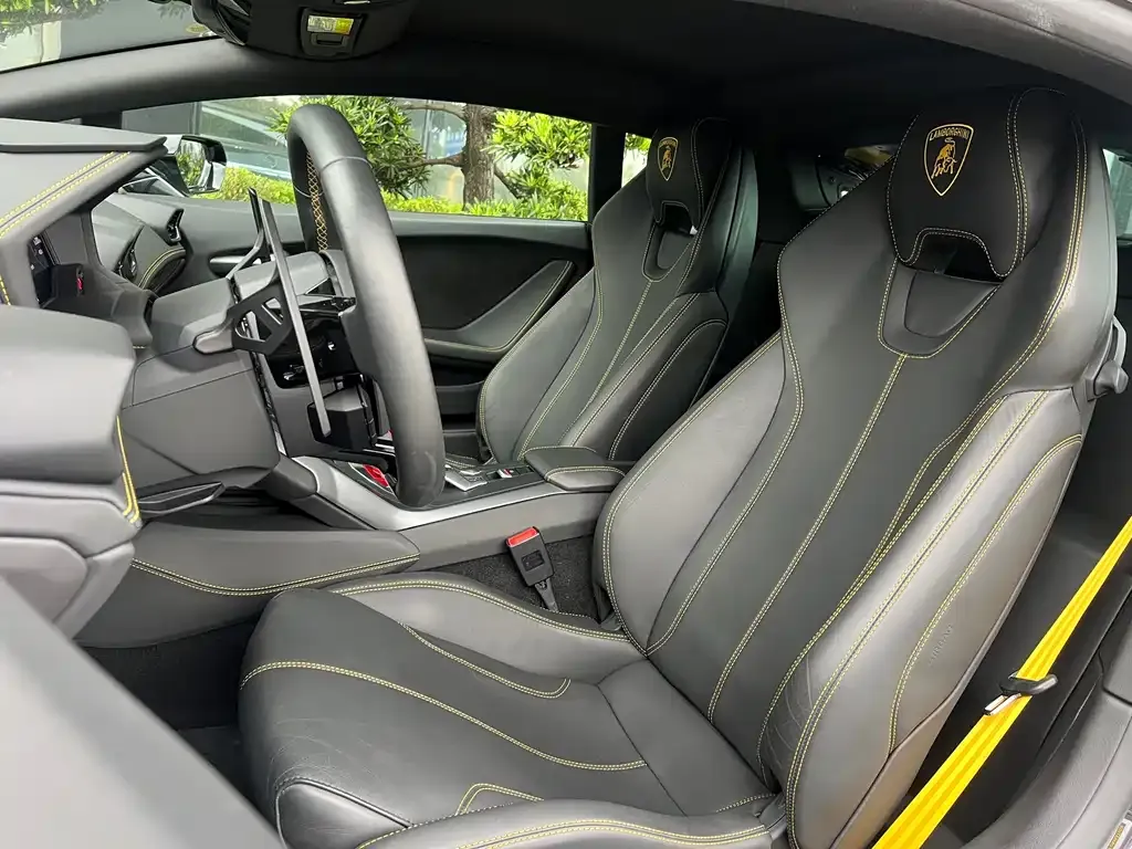 Lamborghini Huracan — фото 5