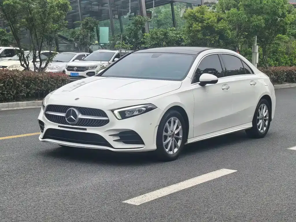 Mercedes-Benz A-Class — фото 1