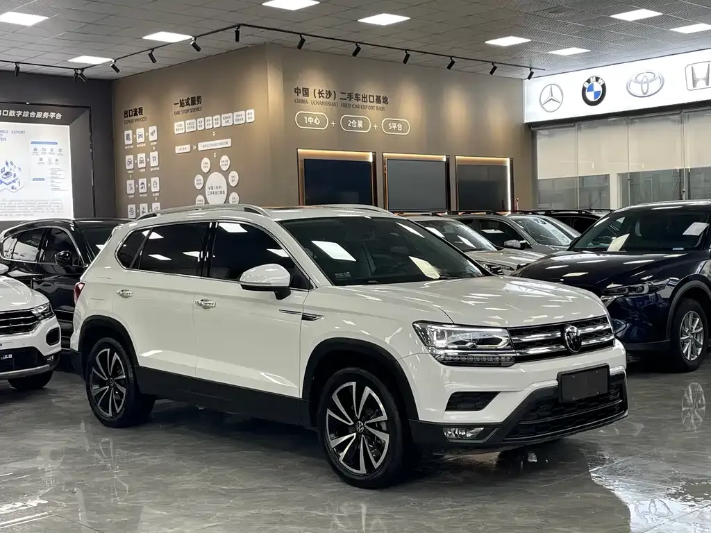 Volkswagen Tharu — фото 2