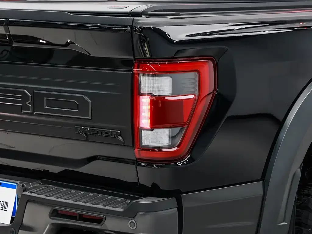 Ford F-150 Raptor — фото 7