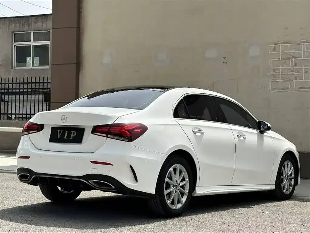 Mercedes-Benz A-Class — фото 9