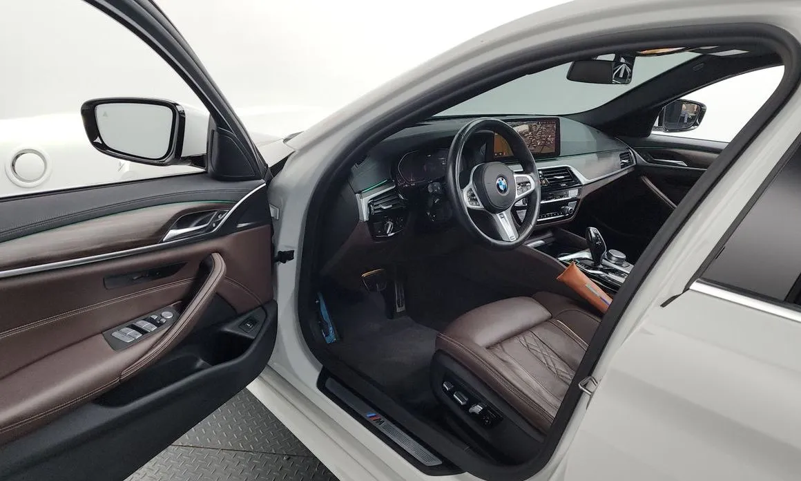 BMW 5-Series 2021 из KR, фото 6