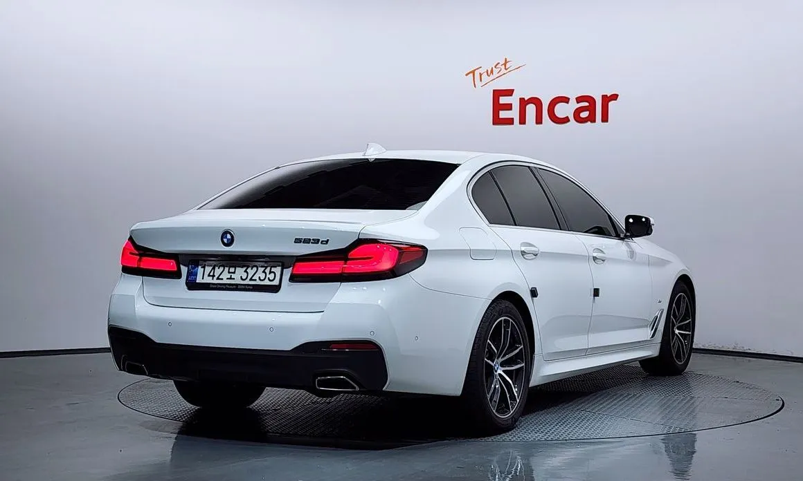 BMW 5-Series 2021 из KR, фото 4