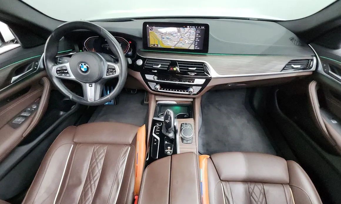 BMW 5-Series 2021 из KR, фото 7