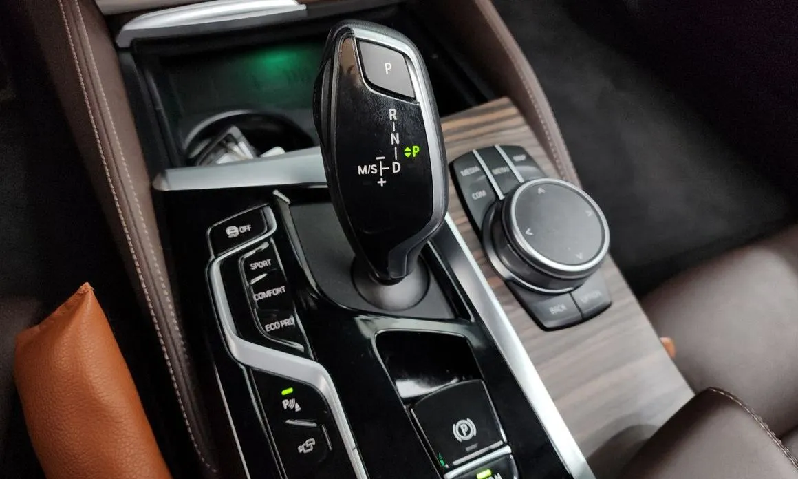 BMW 5-Series 2021 из KR, фото 10
