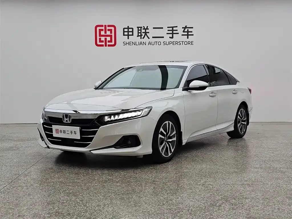 Honda Accord — фото 1