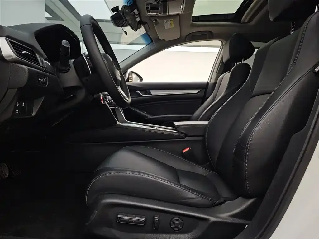 Honda Accord — фото 2