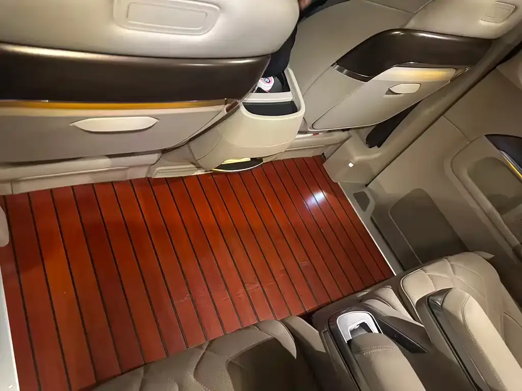 Mercedes-Benz V-Class 2022 из CN, фото 5