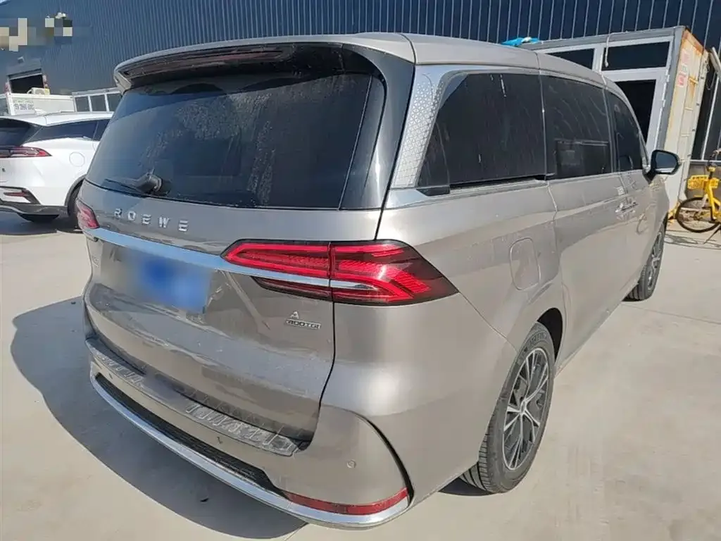 Roewe iMAX8 — фото 7