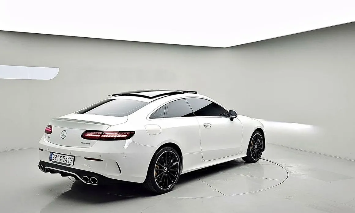 Mercedes-Benz E-Class 2021 из KR, фото 10